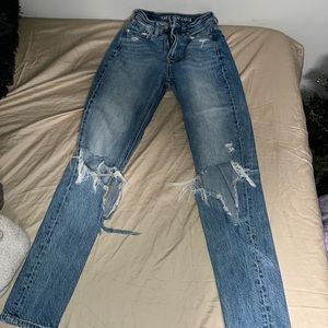 American Eagle Mom Jeans Size 000